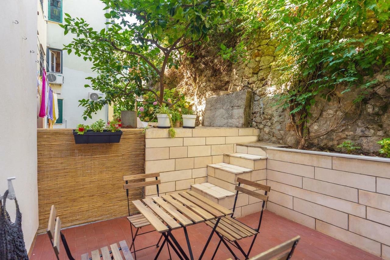 Apartment Relax - 1.4Km From The Old Town Ντουμπρόβνικ Εξωτερικό φωτογραφία